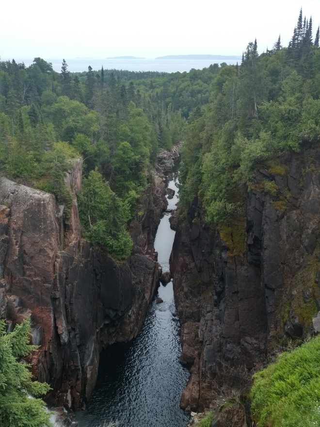 Water chasm to L. Superior